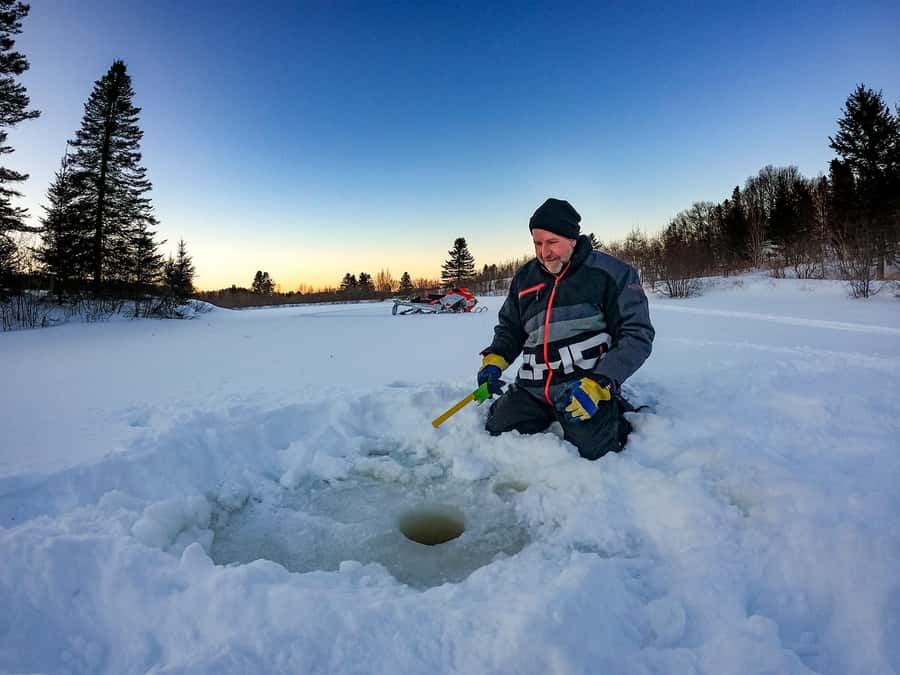 15 min. Tadoussac : Family-Friendly Ice Fishing Experience - Who This Experience Suits Best (and Who Should Skip It)