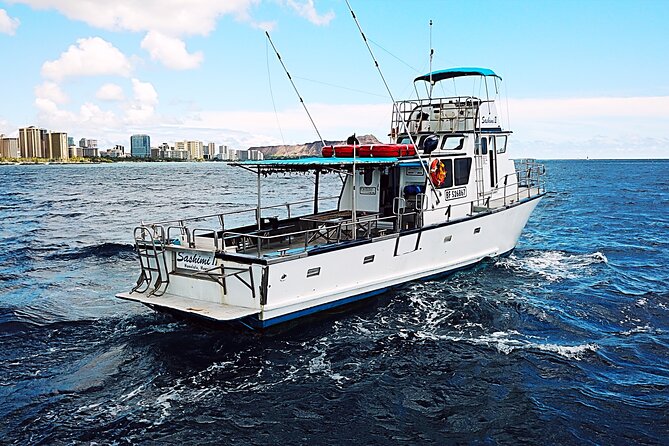 3-Hour Honolulu Bottom Fishing Adventure - Waikīkī Views Plus Real Fishing Time