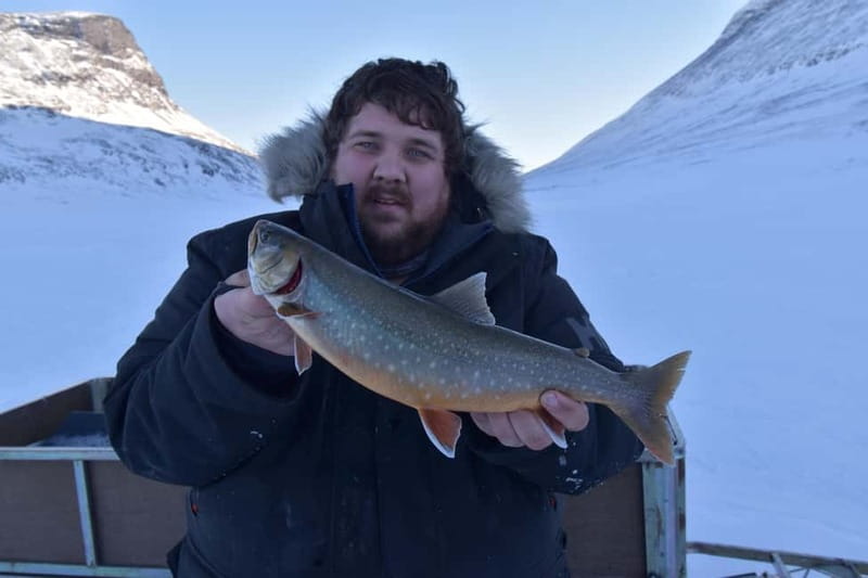 Abisko: Ice Fishing Experience - Getting to the frozen lake: cars, snowmobiles, and seasonal lake choices