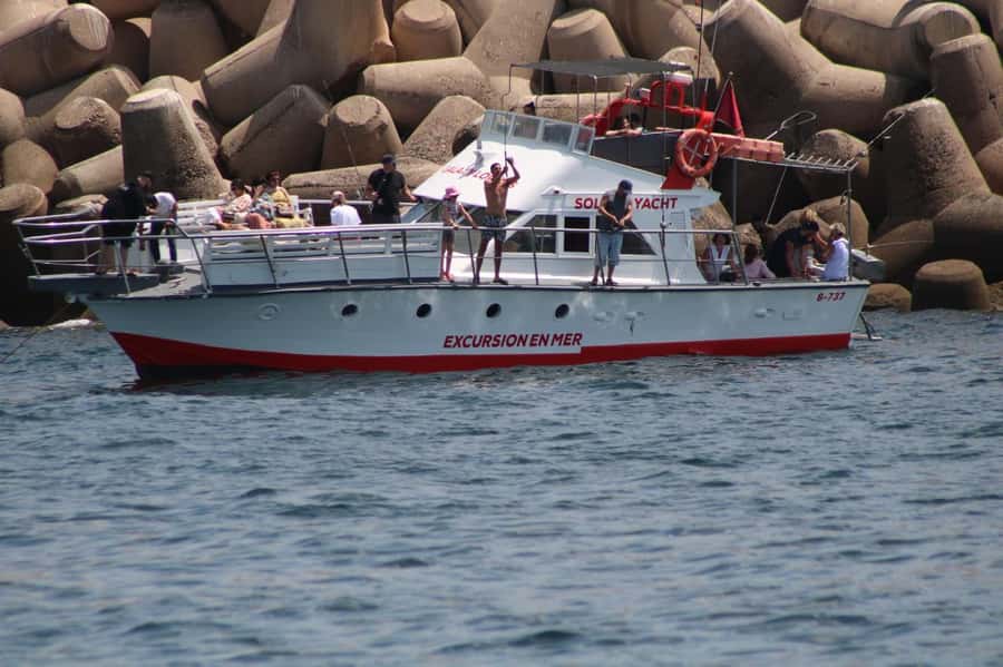 Agadir or taghazout: 4-Hour Fishing,BBQ & Swim,Free Pick-Up - BBQ onboard + swim in open water: how the day actually feels