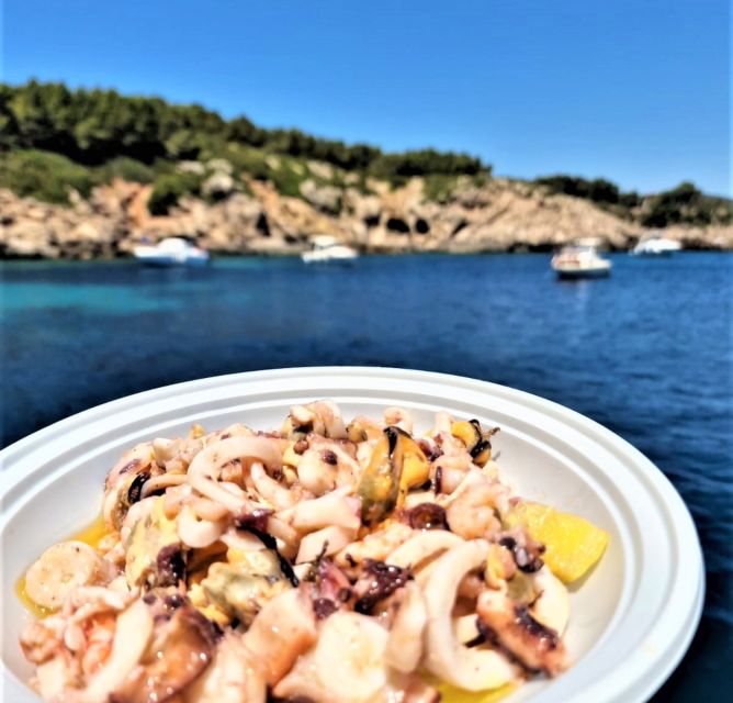 Alghero: Gulf of Alghero Fishing Boat Trip with Fresh Lunch - Alghero’s fishing-boat format: why it works