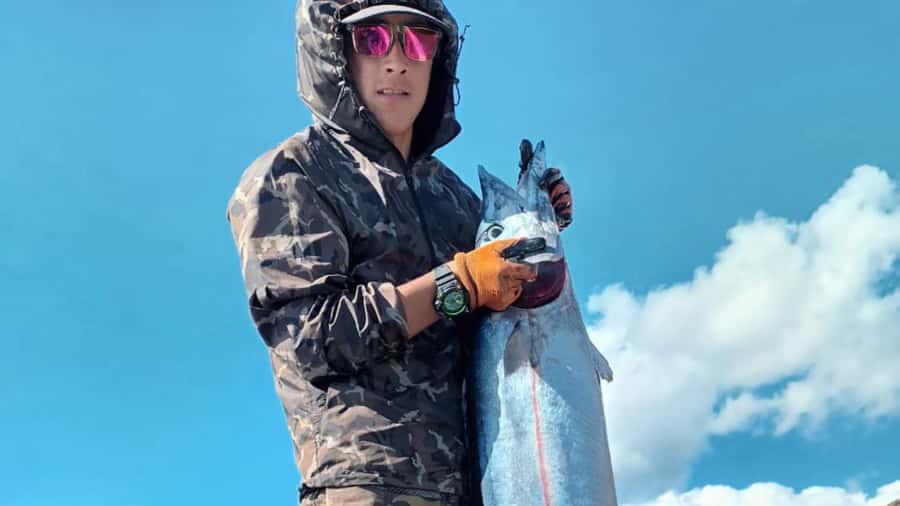 Ancestral fishing: Fishing with an experienced Rapa Nui - Your catch: cooked by the fishermen, and how to handle leftovers
