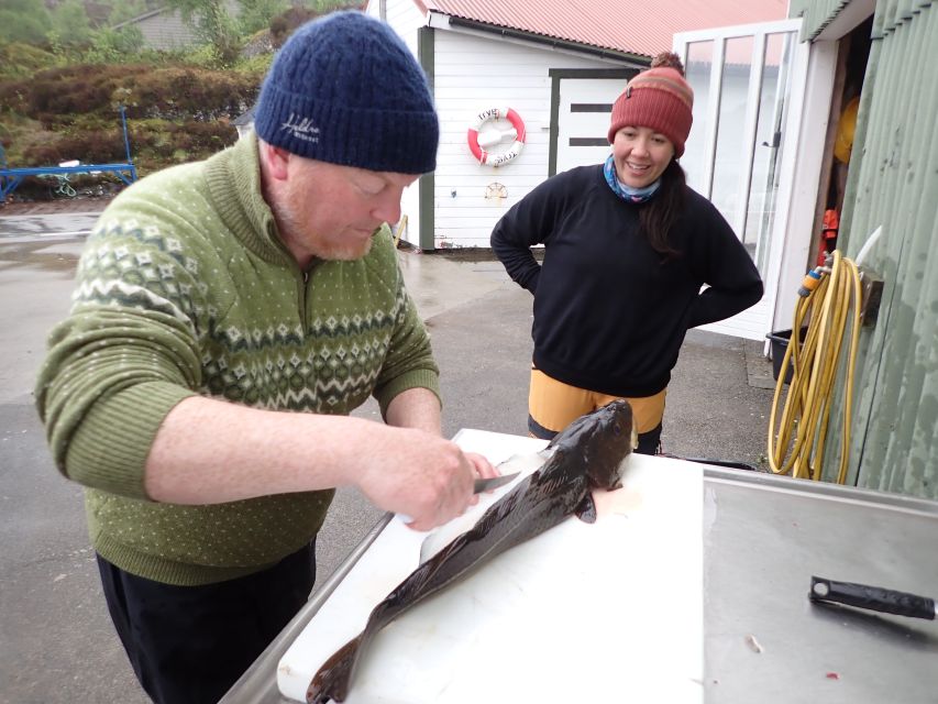 Bergen: Guided Fishing Tour with Outdoor Cooking - Back to the sea house: cooking your catch together