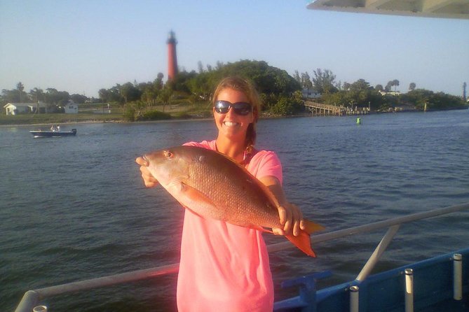 Blue Heron Drift Fishing Family Friendly Charter - The boat experience: comfortable cabin, serious navigation