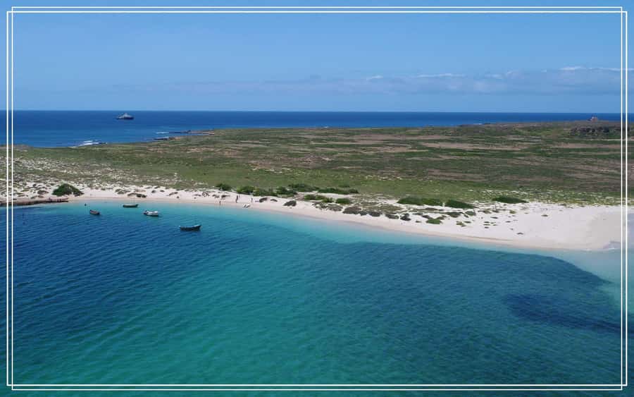 Boa Vista: Motoryacht Trip with Fishing, Snorkel, Beach BBQ - Stop 2: Snorkeling Around the Sal Rei Islet Reef