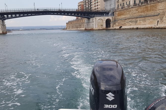 Boat fishing, boat tours, boat party - The on-the-water logistics that matter (and what to pack)