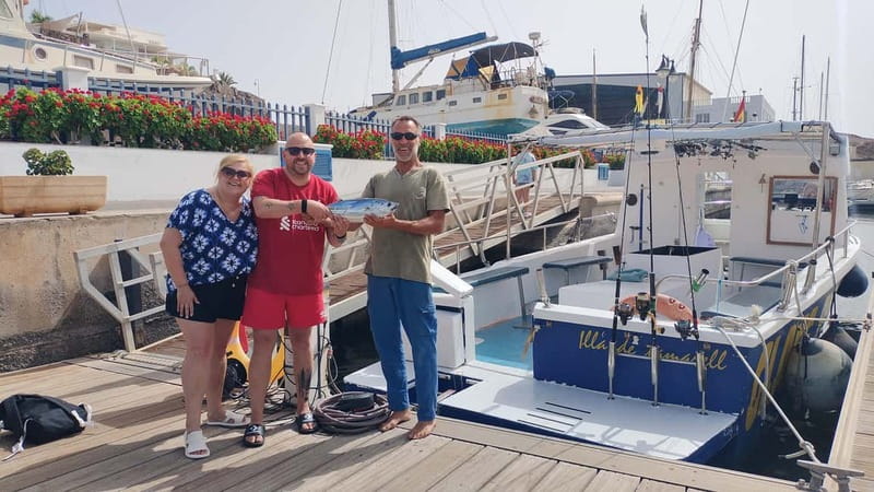 Bottom fishing & light trolling Puerto Calero, Lanzarote - The 4-hour flow on the water: light trolling and bottom fishing