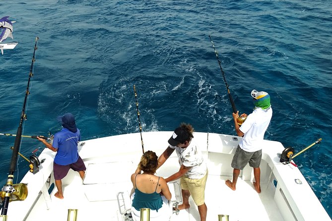 Cancun fishing charter if you don't fish you don't pay 46ft yacht 12pax 25P14 - Meeting point on the Hotel Zone and how to show up ready