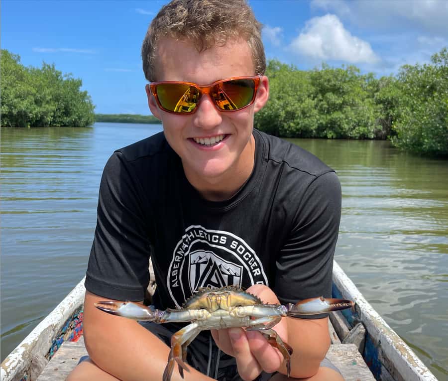 Cartagena Fishing, Crabbing, Birdwatching Experience + Lunch - What to Bring: Your Comfort Checklist for Mangrove Water Time