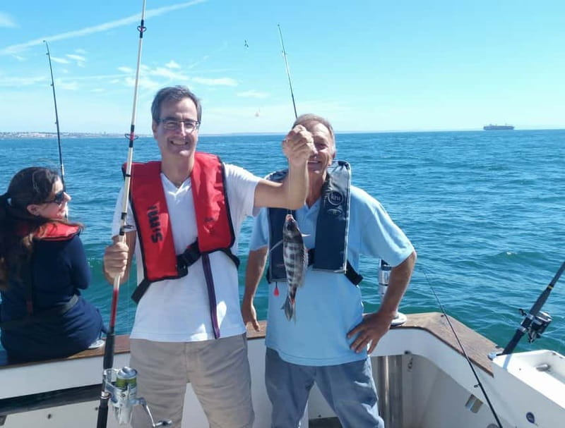 Cascais: Half-Day Fishing Trip - The 3-hour Atlantic routine: How the fishing lesson actually plays out