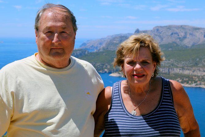 Cassis ancient fishing port, Calanques & spectacular Cap Canaille private tour - Domaine du Bagnol wine tasting: what’s included, what to expect