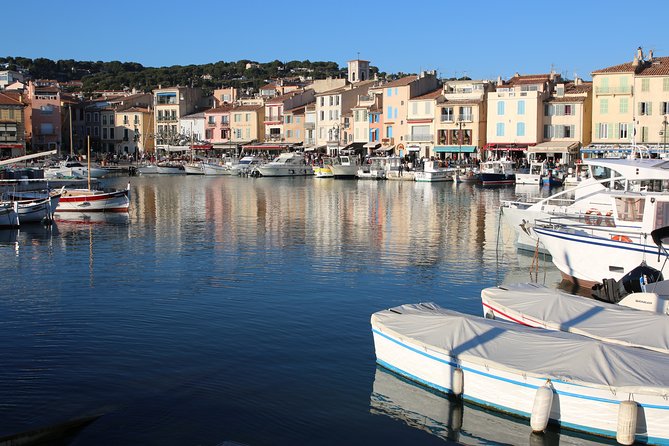 Cassis ancient fishing port, Calanques & spectacular Cap Canaille private tour - Time, pace, and what to pack for a 7.5-hour day