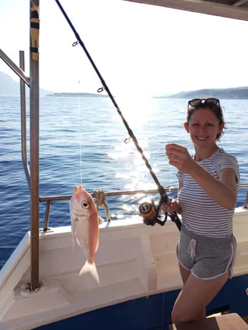 Chania: Fishing Boat Trip with Breakfast and Swim - The guided 1.5-hour lesson: how trolling and bottom fishing work