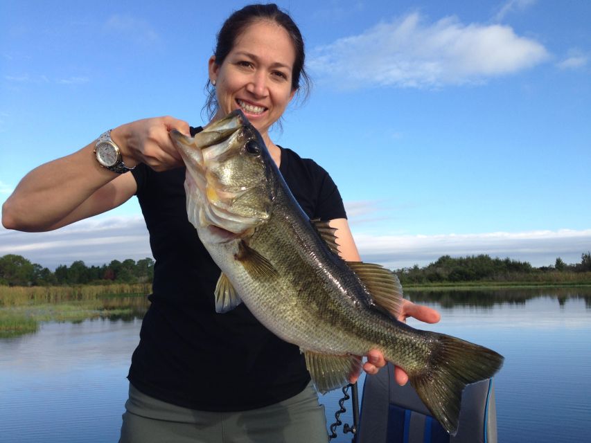 Clermont: Trophy Bass Fishing Experience with Expert Guide - Meeting at Revolution Off Road Adventures and getting on the water quickly
