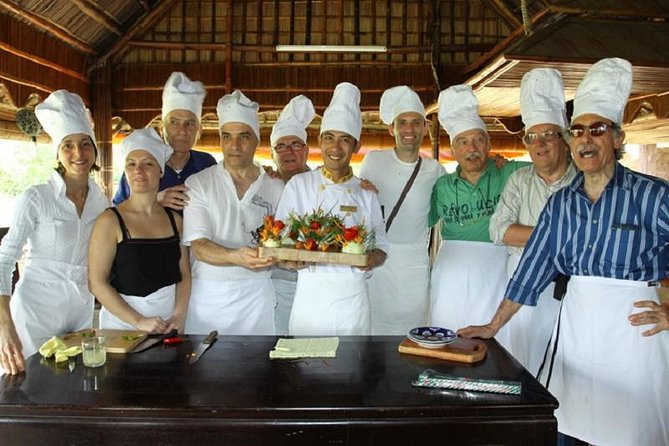 Cooking Class , Local Market , Basket Boat And CRABS FISHING - What stands out on this 5-hour food tour