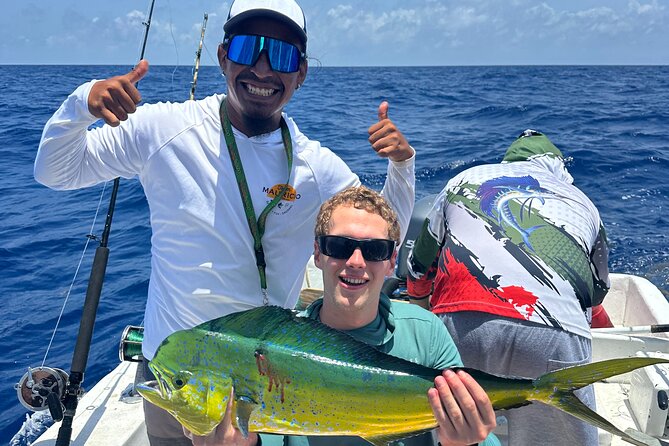 Deep Sea Fishing Experience in Puerto Morelos - Comfort and seasickness: plan for the small-boat reality