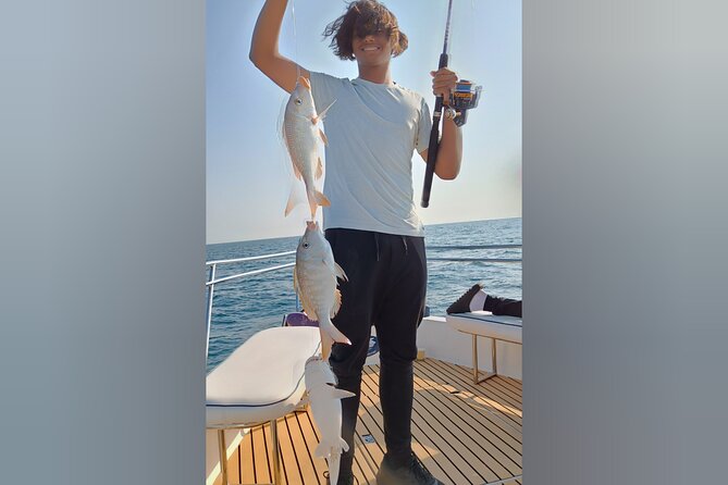 Dubai Deep Sea Fishing 4 hours + BBQ of Catch - The 36-Foot Boat: Comfort, Shade, and Practical Gear