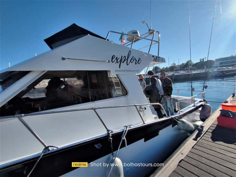 Explore Sesimbra: Private Sport Fishing All Inclusive Tour - Gear, bait, and fishing setups: how the 6 rods affects your day