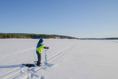 First Ice Fishing Experience in Rovaniemi - Getting from town to the ice: a smooth 3-hour rhythm