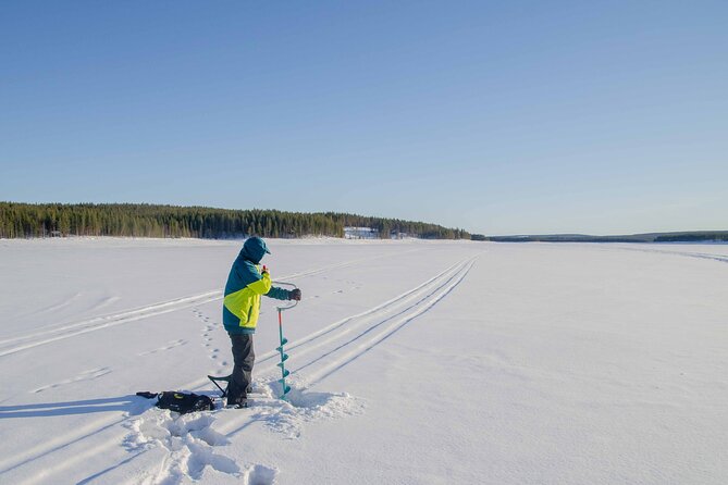 First Ice Fishing Experience in Rovaniemi - Getting from town to the ice: a smooth 3-hour rhythm