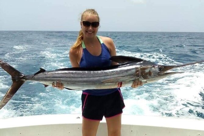 Fishing Adventure Punta Cana – Full Experience Professional - Group Size and Boat Vibe: Expect a Shared Adventure