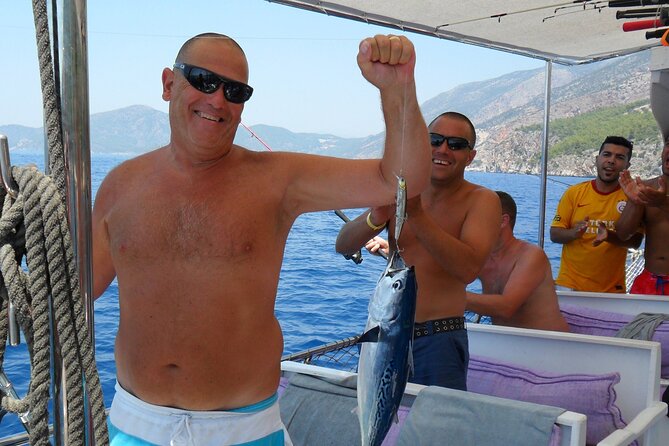 Fishing Experience in Belek with Breakfast and Lunch - Sea Stops Plus the Calm River Moment