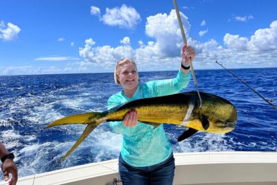 FISHING PRO CHARTERS - Boat Excursion – Mar-Quesa - Fishing setup: gear, bait, licenses, and what “heavy tackle” means
