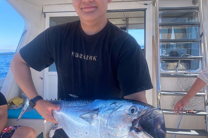 Fishing trip Torrevieja - The flow of your 6 hours: sailing, fishing, and a possible swim