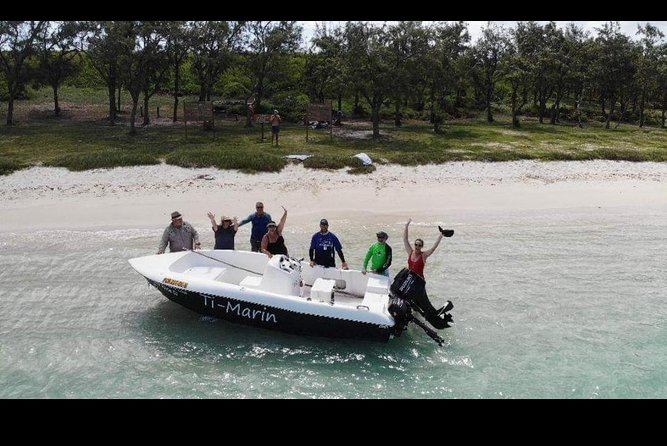 Fishing Trips. Popping, jigging, big game, live bait - Live bait and big game fishing: when you want the chase