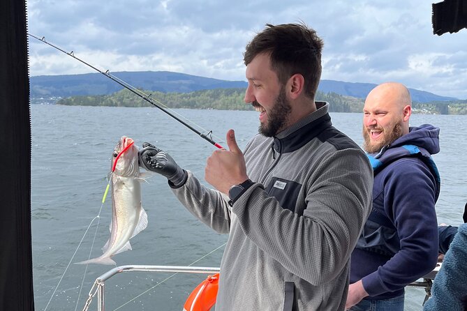 Fjord Sea Safari with Fishing from Bergen - Wildlife and scenery moments you can actually enjoy
