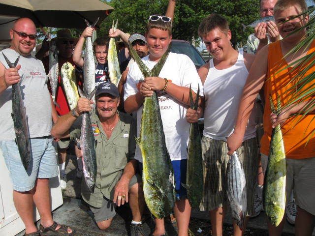 Fort Lauderdale: 4-Hour Deep Sea Drift Fishing Trip - What to bring so your day goes smoothly