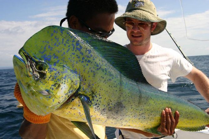 Fort Lauderdale Deep Sea Fishing Charters - Comfort and Accessibility on a 31-Foot Boat