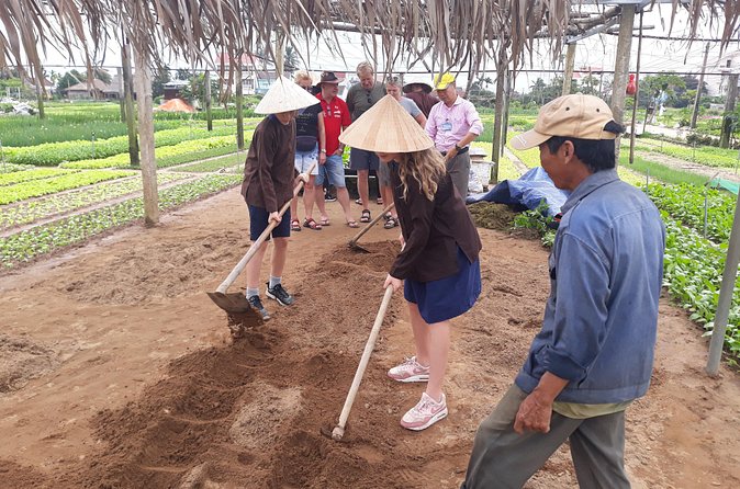 From AUTHENTIC FARMER'S LIFE to ECO RIVER FISHING EXPERIENCE - Who should book this Hoi An eco river fishing experience