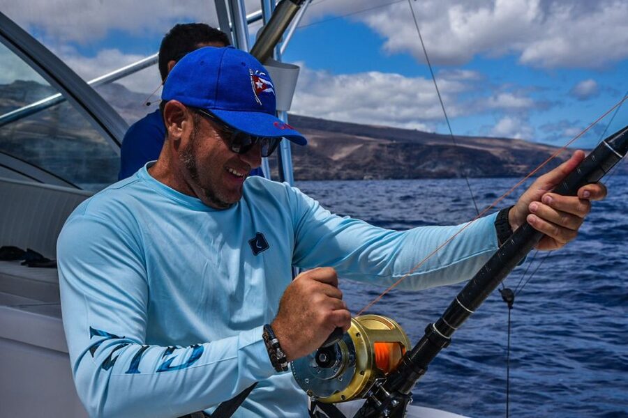 From Puerto Colón: Private Fishing Boat Charter with Lunch - Getting on board at Royal Garden Boat (and what to expect from the boat)