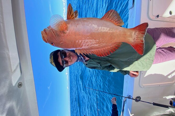 Full Day 9 Hour Offshore Fishing Charter - Crew energy: why “working hard” is the best fishing insurance