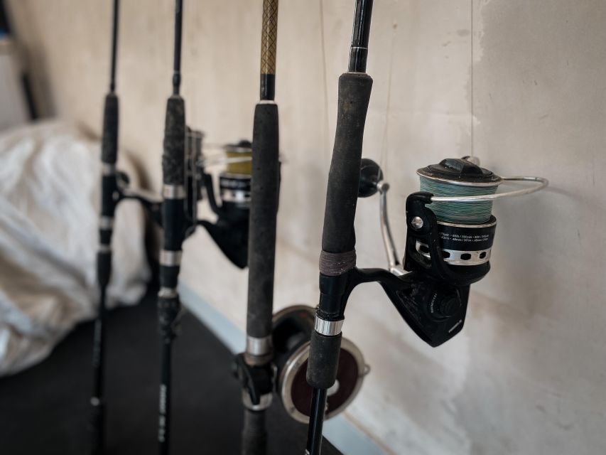 Gili Trawangan: Private Fishing Trip All Inclusive - How bottom fishing works on this trip (without the stress)