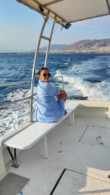 Glyfada Athens : Fishing and Swimming Tour with Lunch - Drinks, music, and the relaxed “sea day” rhythm