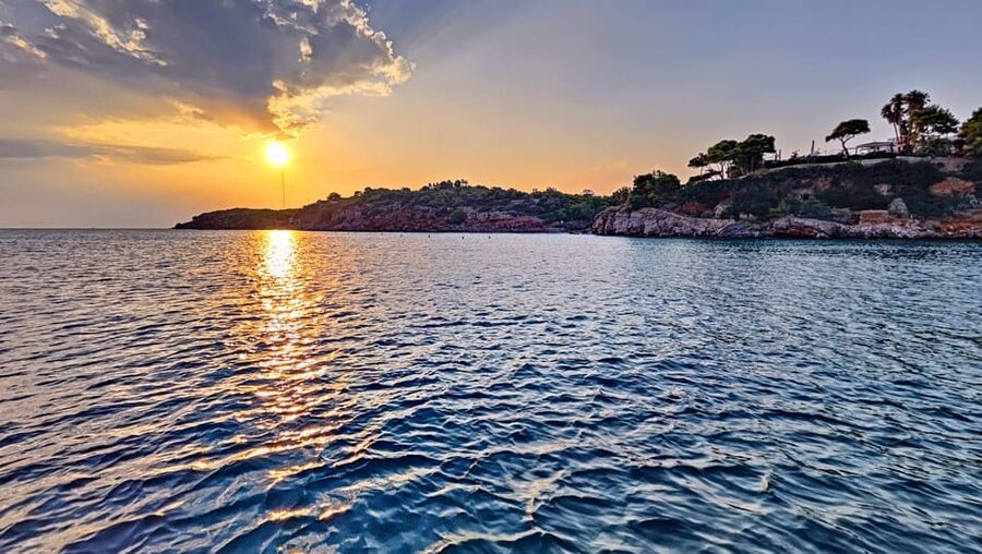 Glyfada Athens : Fishing and Swimming Tour with Lunch - Price and value: why $156 can make sense in Athens