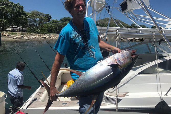 Half Day Big Game Fishing private charter - The Boat: Trojan 34 ft, Twin 400HP, and Why It Matters