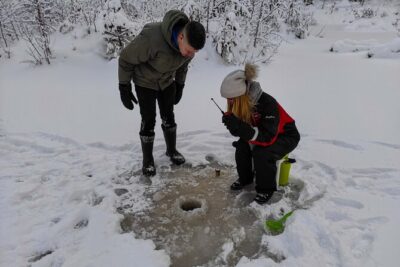 Half-Day Husky Safari and Salmon Ice Fishing Experience - Start at 8:00 with pickup and thermal outwear
