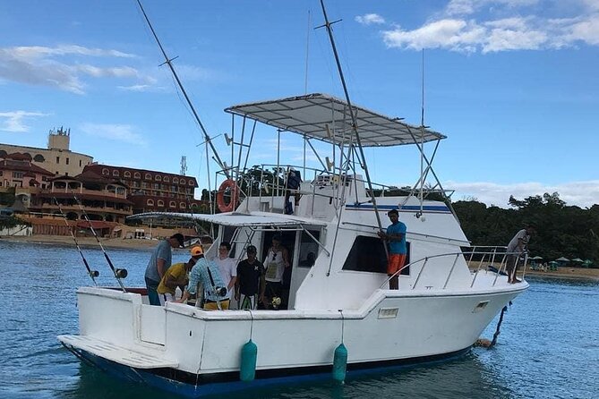 Half Day Sport Fishing Excursion Departing from Sosua - On-board service: snacks, drinks, and WiFi during the 4-hour hunt