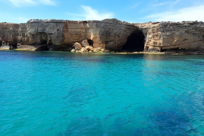 Half-seabed or rod fishing tour with bolentino - Plemmirio and the Gulf of Pillirina: Cave Coast + “Animal” Rocks