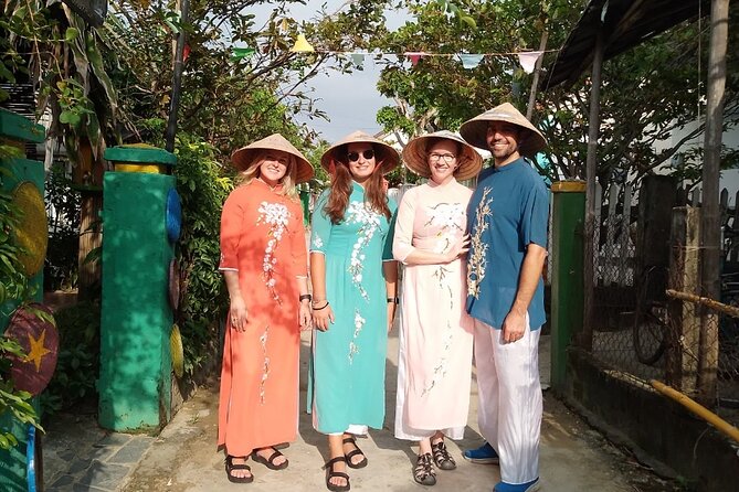 Hoi An Cooking Class(Local market,Basket Boat,Fishing & Cooking) - Cooking with a chef: more skill than show