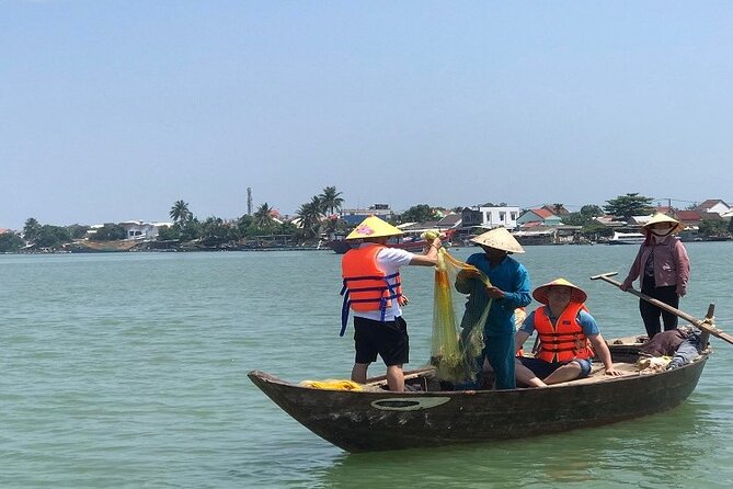 Hoi An Fishing Tour Private-Lantern /Cafe Making Class by Lunch - From Dock to Coconut Forest: the basket boat fishing and crab hunt