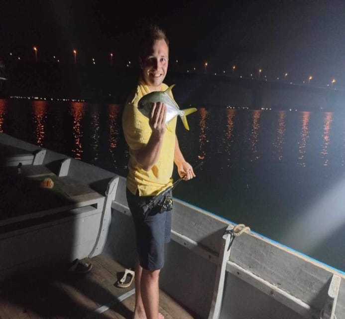 Hoi An: Sunset BBQ Fishing tour with Locals by Boat Cruise - The vibe: small group energy with local hosts
