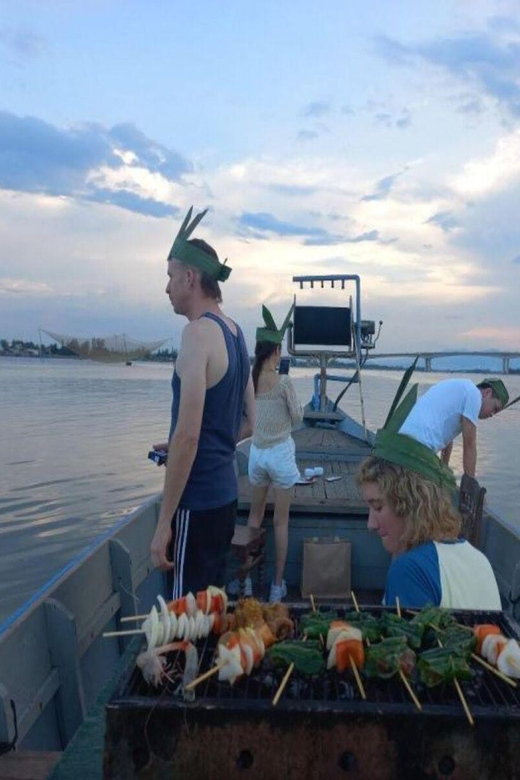 Hoi An: Sunset BBQ Fishing tour with Locals by Boat Cruise - What to bring (and what to skip)