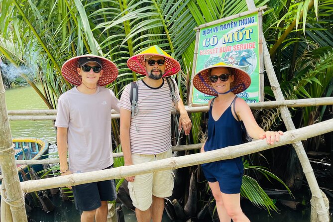HoiAn:Making Lantern & Cooking Class-BasketBoat Ride,Crab fishing - Lunch or Dinner: Your Crab and Your Cooking, on One Timeline