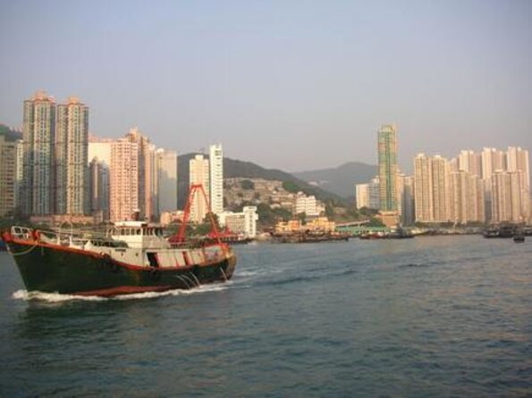 Hong Kong Fisherman’s Wharf: Aberdeen Fishing Village Boat Tour - Quick hits before you go