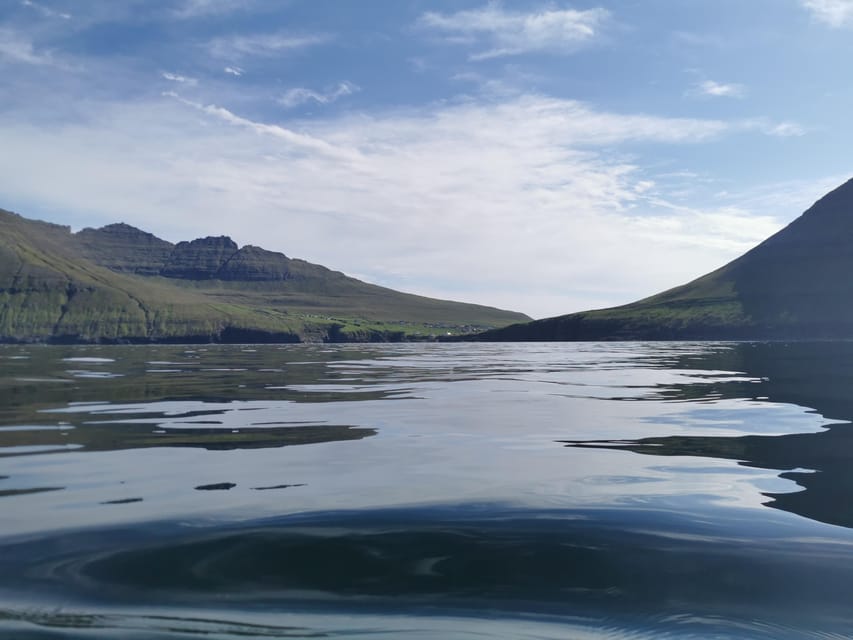 Hvannasund: Guided Boat Tour with Fishing - Seabirds, seals, and learning about the marine environment