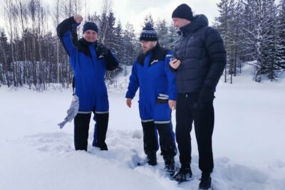 ICE FISHING experience - Pickup and the drive to frozen water